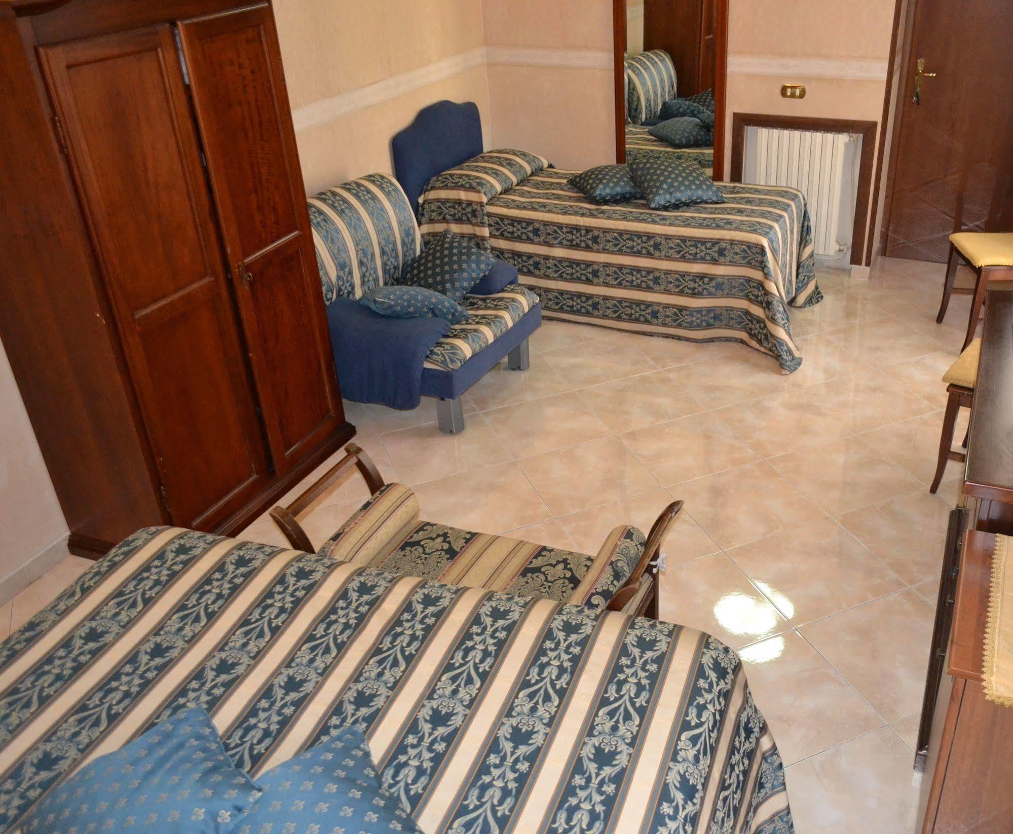 Toledo Bed & Breakfast Napoli Exterior foto
